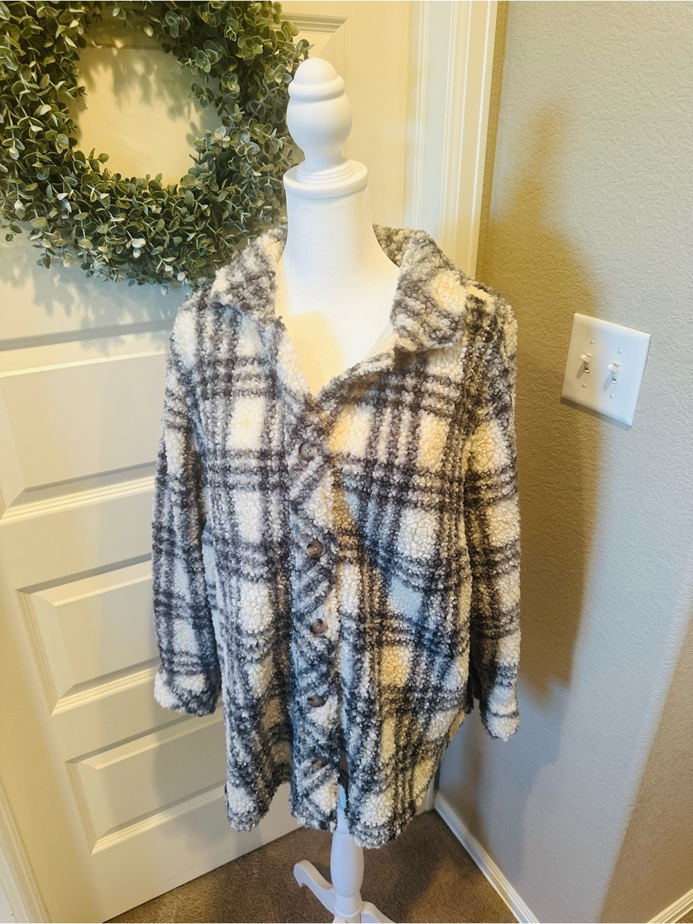 torrid Plaid Sherpa Teddy Jacket - Black & White
